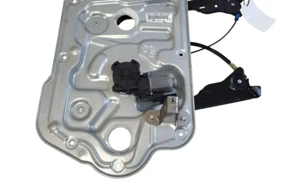 Nissan Qashqai+2 Front door window regulator with motor 80771JD000