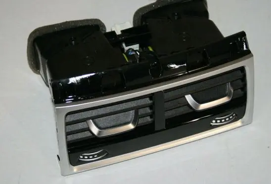 BMW 7 G11 G12 Rear air vent grill 930174504