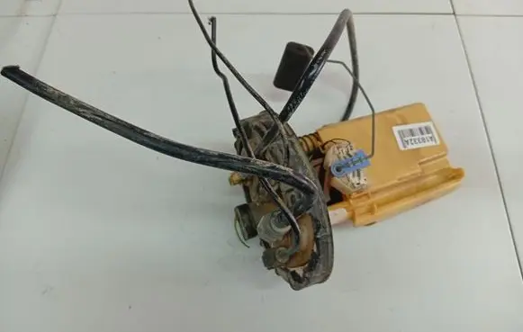 Peugeot 807 Fuel level sensor 9633283880