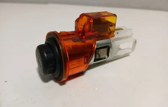 Audi A8 S8 D3 4E 12 V Socket (rear) 4B0919305A