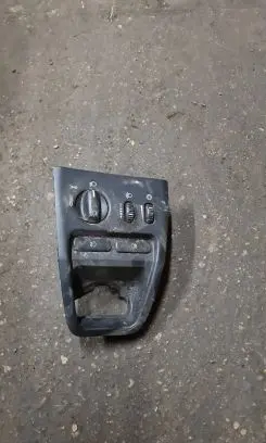 Volvo XC90 Light switch 30739304
