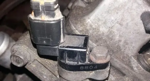 Mitsubishi Carisma Camshaft position sensor