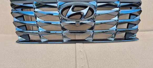 Hyundai Tucson IV NX4 Front grill