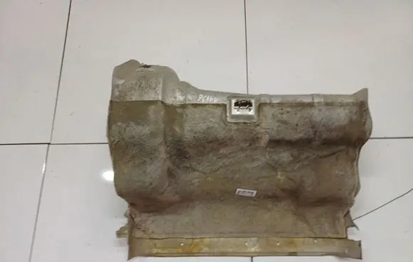 Nissan X-Trail T30 Exhaust heat shield