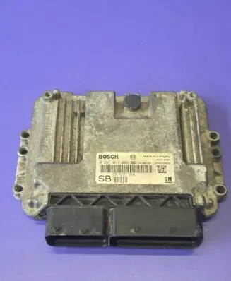 Opel Astra H Engine control unit/module 0281017064 55575556