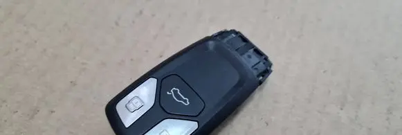 Audi A4 S4 B9 Ignition key/card 4M0959754T