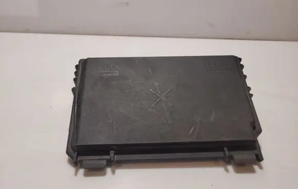 Opel Corsa D Fuse box cover 13246936