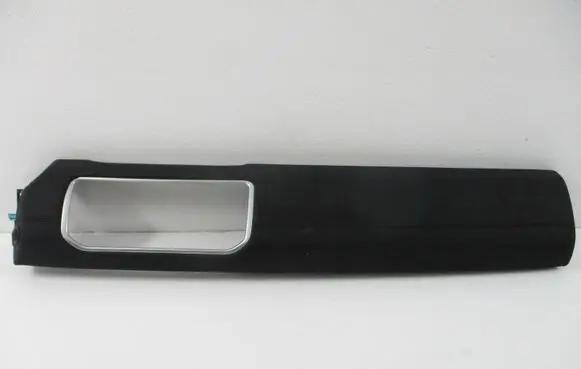 BMW 2 Active Tourer U06 Radio/GPS head unit trim BJ3204268AA