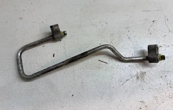 Toyota Yaris Air conditioning (A/C) pipe/hose 30621579
