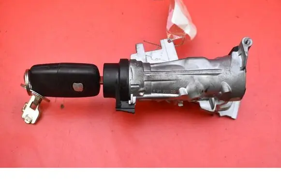 Seat Toledo III (5P) Ignition lock 1K0905851B