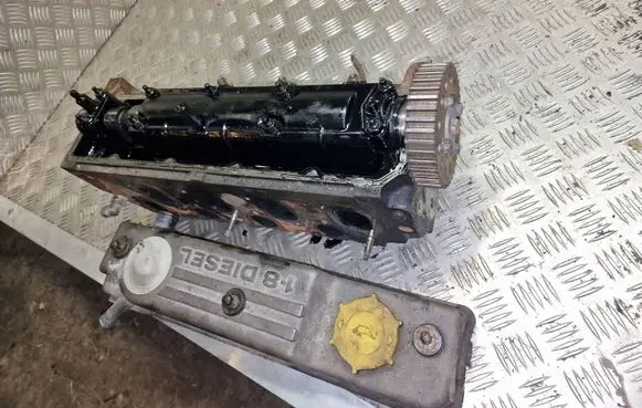 Ford Escort Engine head 94FF6007GA
