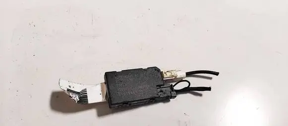 Antenna control unit