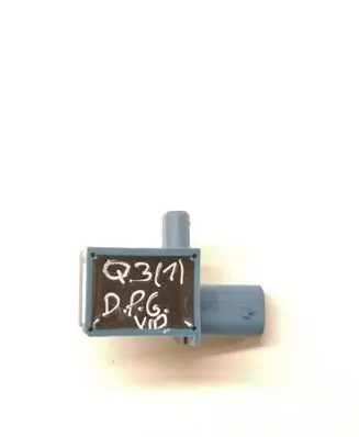 Audi Q3 8U Airbag deployment crash/impact sensor 5K0959351A