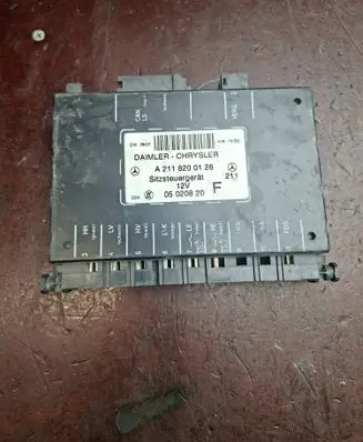 Mercedes-Benz E W211 Seat control module A2118200126 05020820
