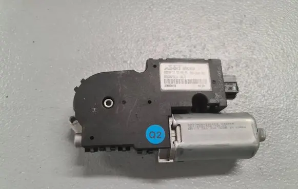 BMW X1 F48 F49 Sunroof motor/actuator 7383306 6827367160 STM0500856