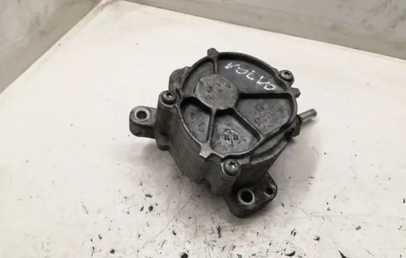Volvo S40, V40 Vacuum pump