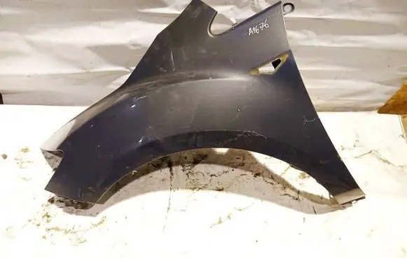Mazda CX-7 Fender pilka