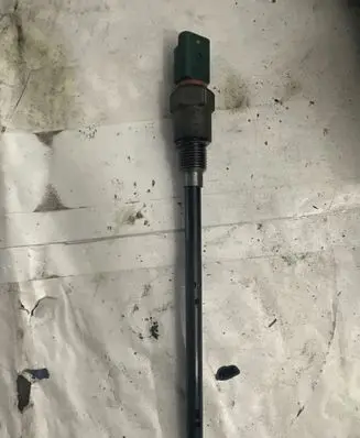 Peugeot 207 CC Oil level sensor 96453990