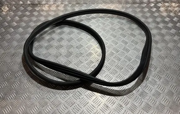 KIA Sportage Front door rubber seal PU20444