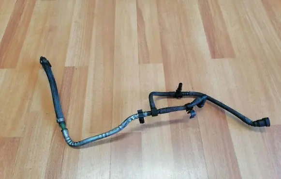 Fuel return line/hose