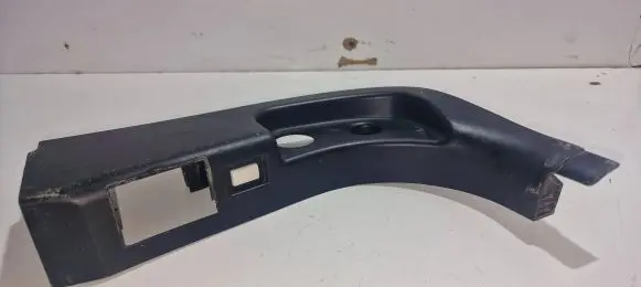 BMW 5 E60 E61 Foot area side trim 7025029 047467 22339910