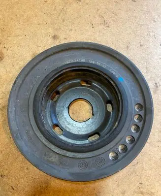 Opel Combo E Crankshaft pulley 9821624380