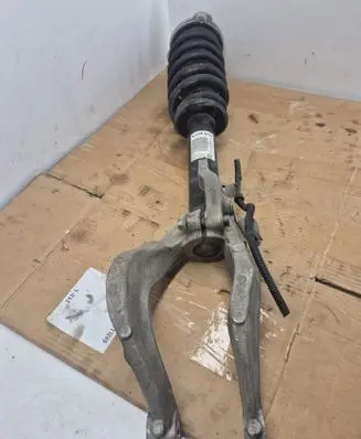 Volvo XC90 Front shock absorber/damper 31658004