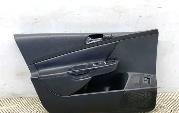 Volkswagen PASSAT B6 Front door card panel trim