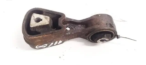 Peugeot 406 Engine mount bracket