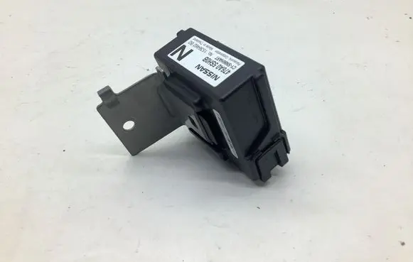 Nissan Leaf II (ZE1) Antenna control unit 476A05SH0B 1536462B