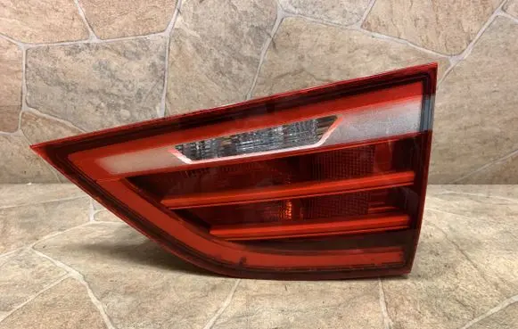 BMW 2 F46 Rear/tail lights 7461610