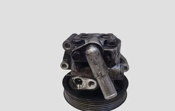 Ford Galaxy Power steering pump 6G913A696CC