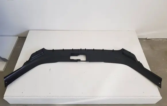 Radiator trim