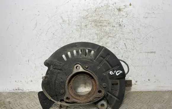Hyundai Kona I Front wheel hub