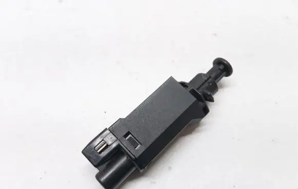 Skoda Octavia Mk1 (1U) Brake pedal sensor switch