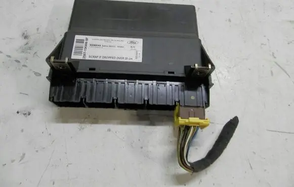 Ford Fusion Central body control module 2S6T15K600BF