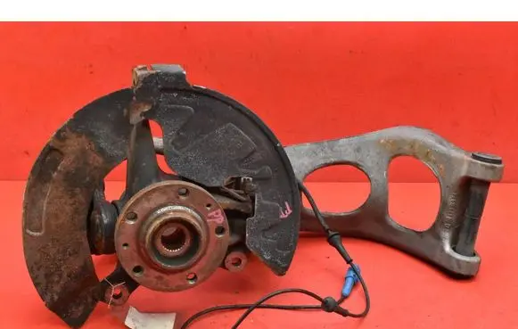 Citroen C5 Front wheel hub spindle knuckle 