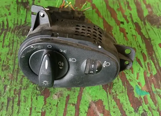 Ford Focus Light switch 98AG-13A024-CH