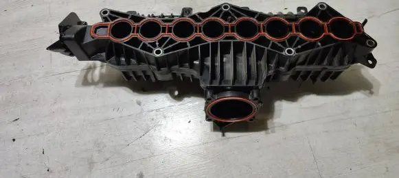 Volvo V40 Intake manifold P31465677 31465677