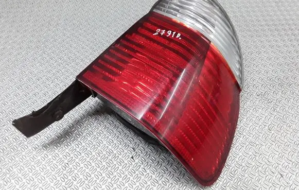 BMW 5 E39 Rear/tail lights 6902532