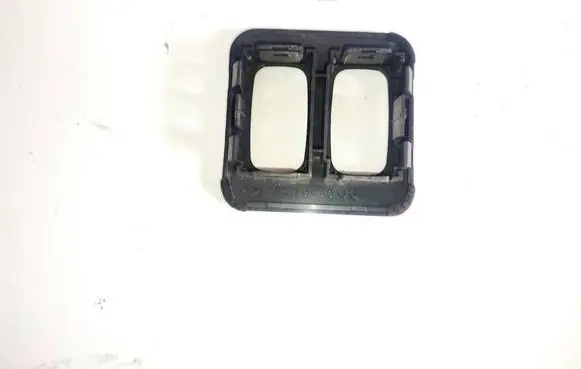 Mitsubishi Pajero Other interior part mr402645