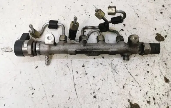 Volkswagen Golf VII Fuel main line pipe 04L089B 0364549 171013