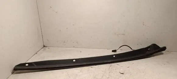 Jeep Grand Cherokee Tailgate/trunk side cover trim 68165048AC