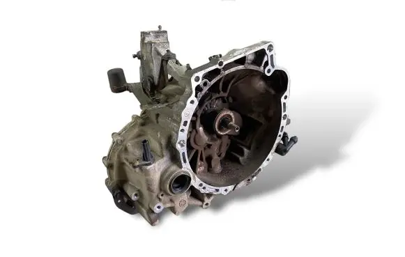 Mazda 3 II Manual 5 speed gearbox P1006613 FC210 1015D