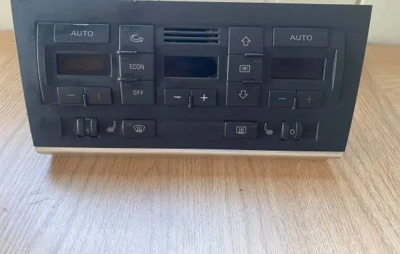 Audi A4 S4 B6 8E 8H Climate control unit 8E0820043AK 0161832
