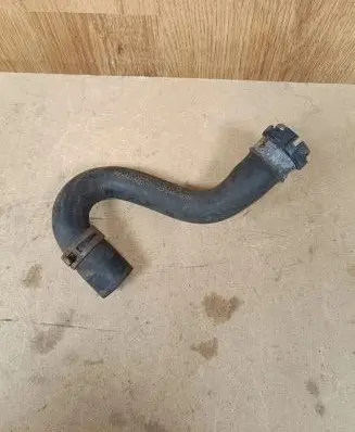 Mercedes-Benz GLC X253 C253 Engine coolant pipe/hose A2135014982
