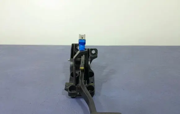 Ford Mustang VI Accelerator throttle pedal FR3C-2D094-AD