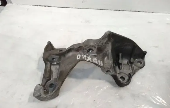 Nissan Qashqai Other engine bay part 147177968R