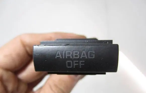 Skoda Octavia Mk2 (1Z) Passenger airbag on/off switch 1Z0919235B 310706