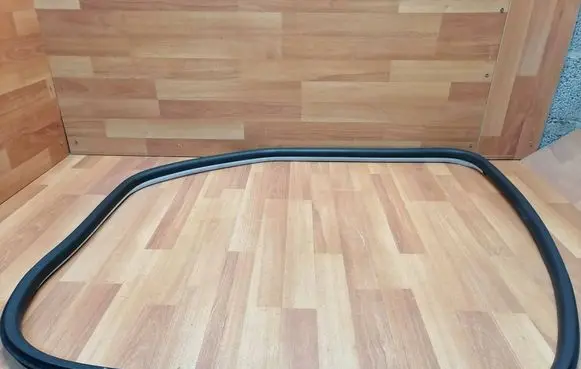 Renault Espace V (RFC) Front door rubber seal 808336750R